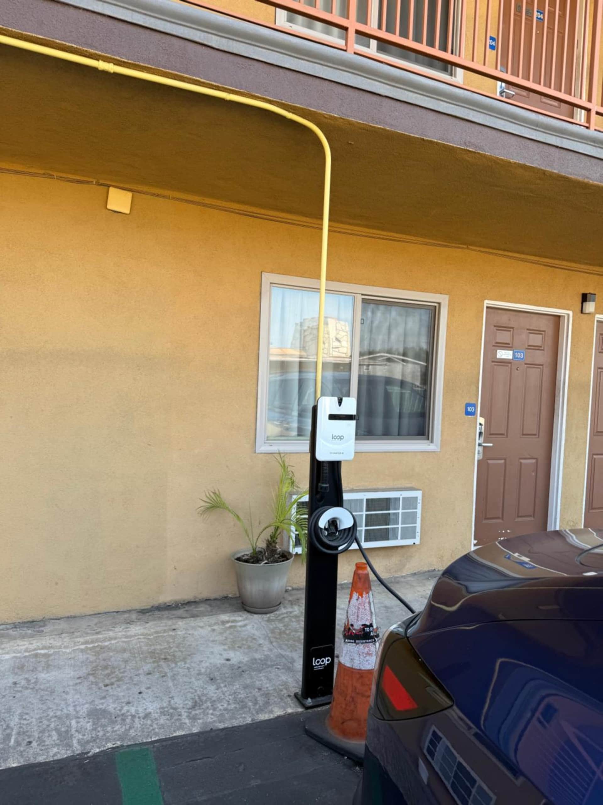 Robinhood Motel