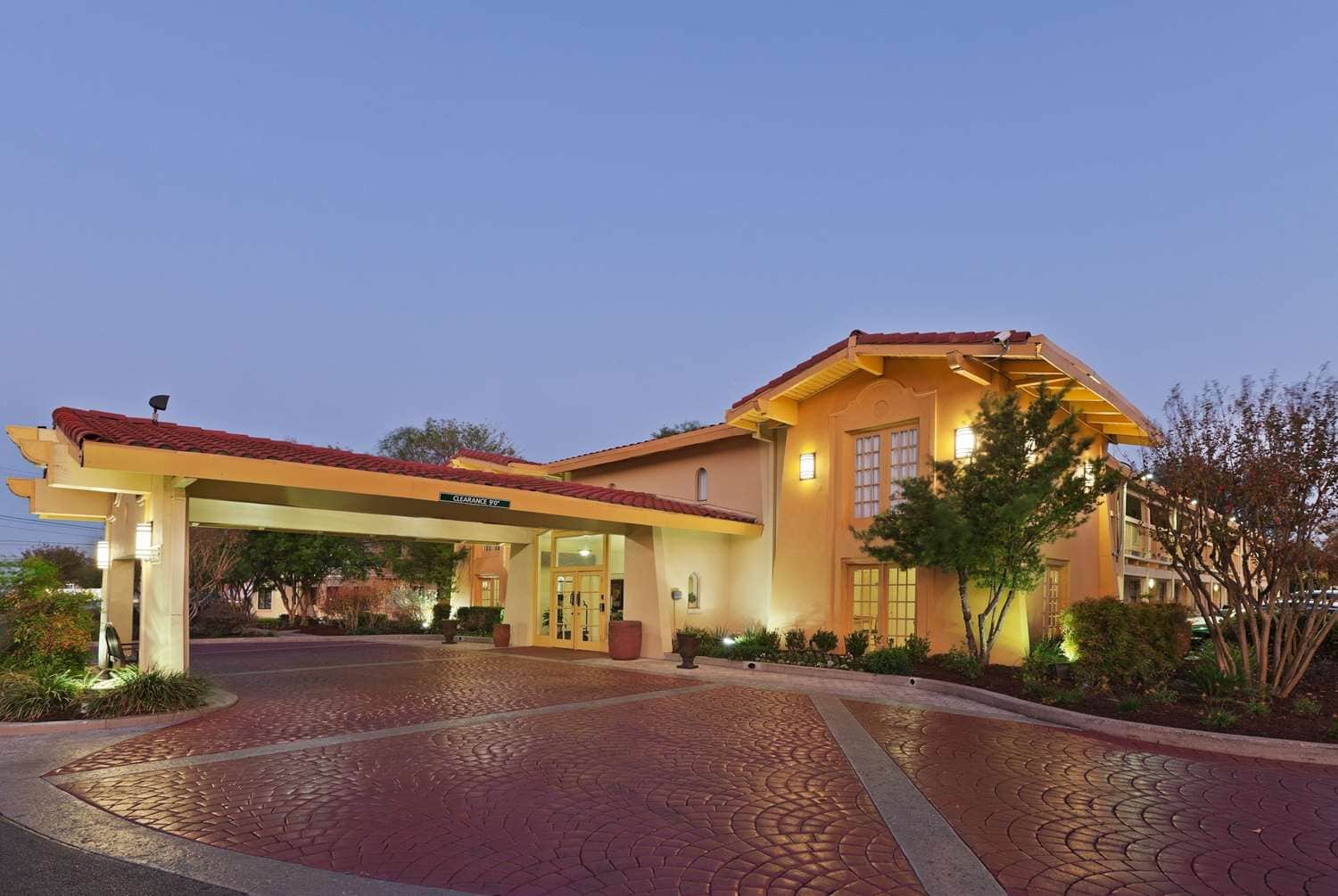 La Quinta Inn by Wyndham Austin Oltorf