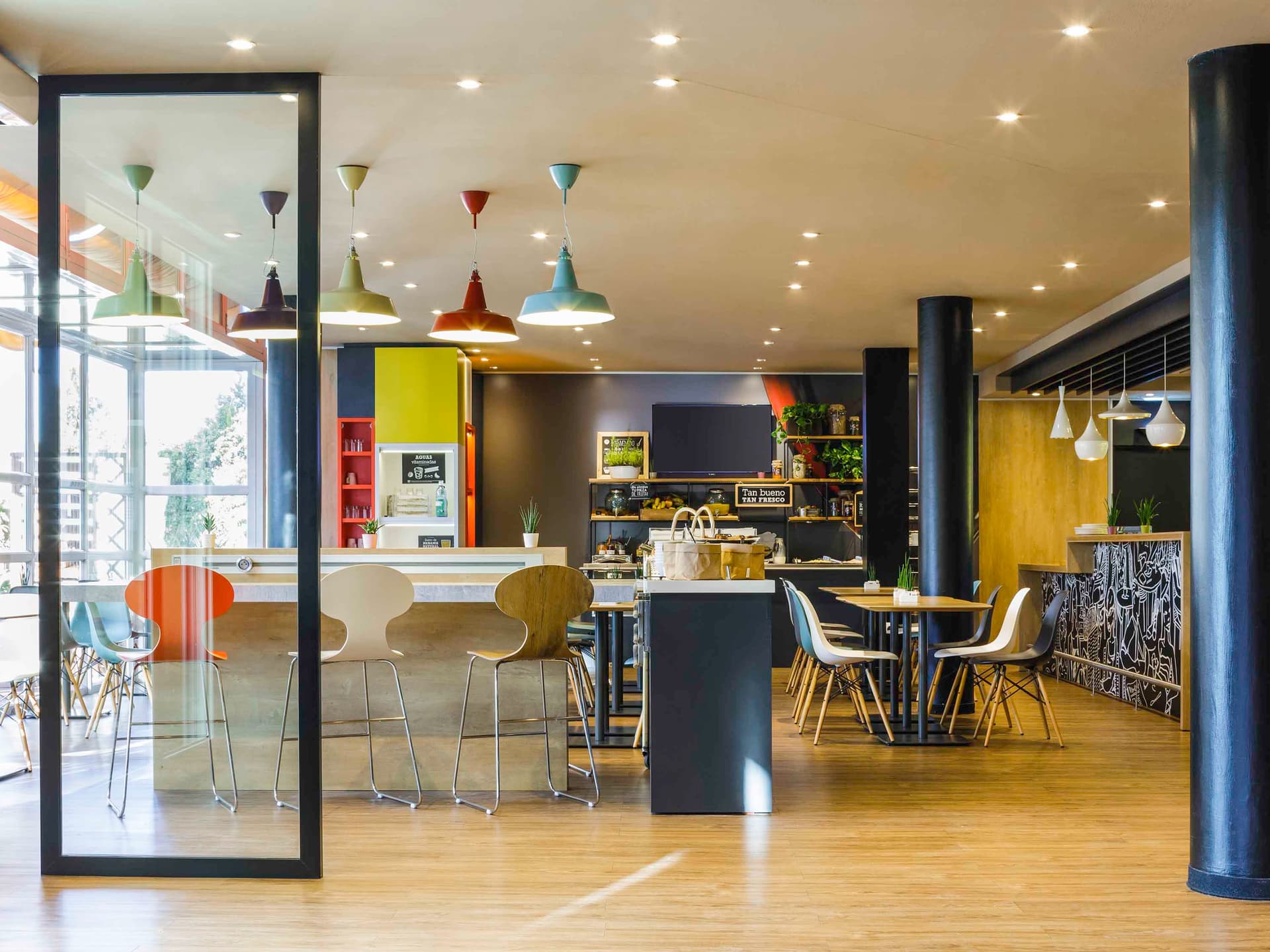 ibis Granada