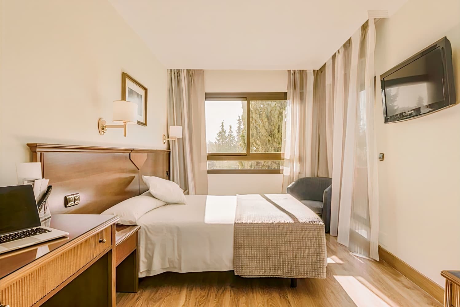 Hotel Alixares