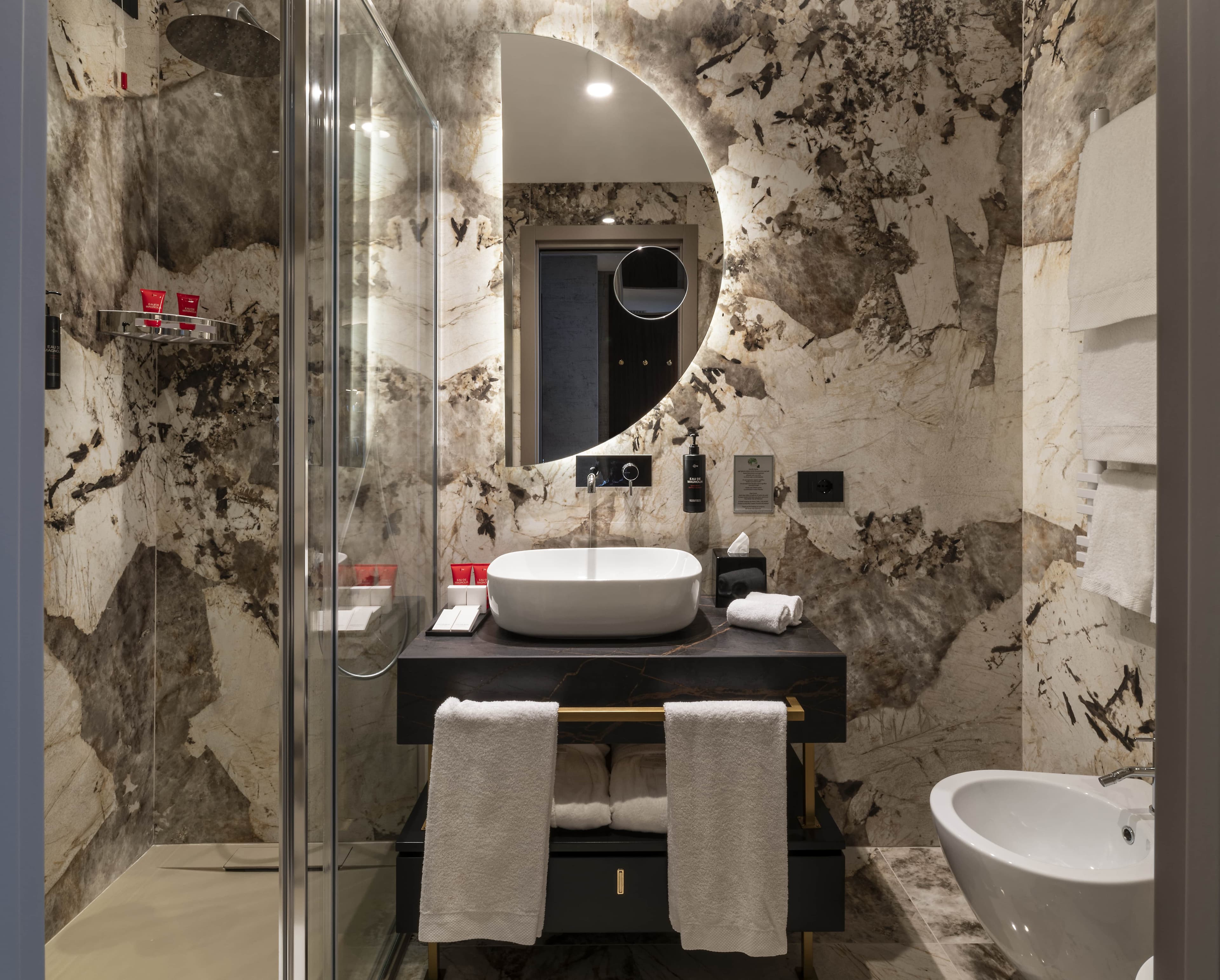 Duomo Hotel & Apartments