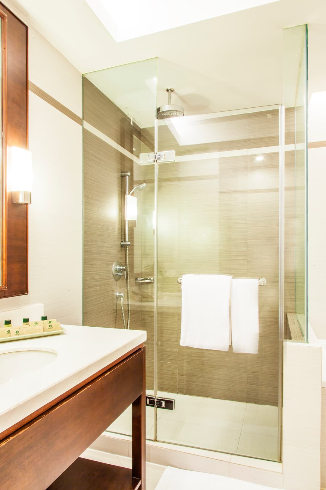 Column Bangkok Hotel