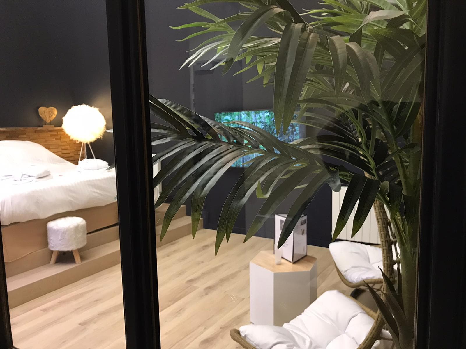 La Parenthèse Envoutée