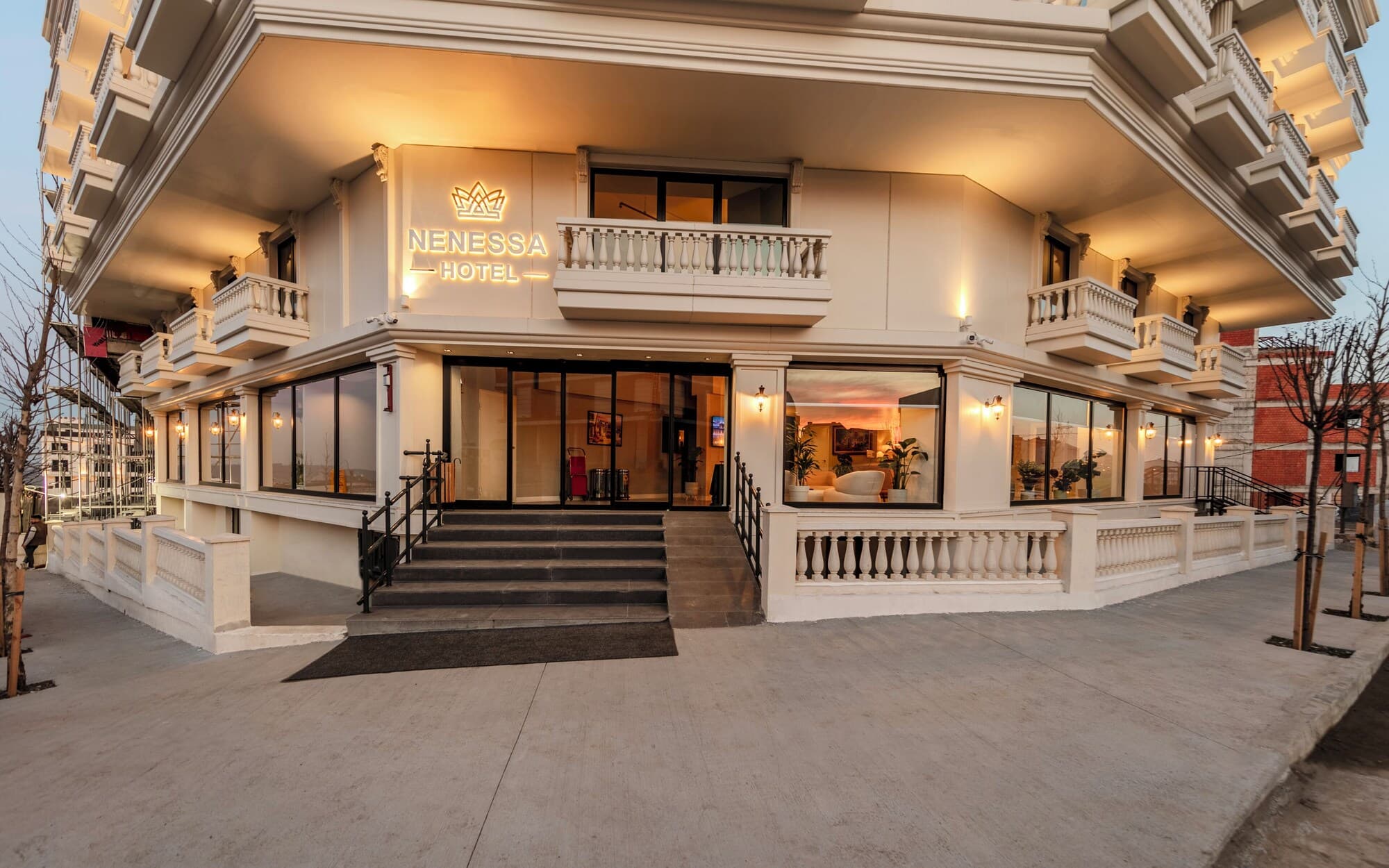 Nenessa Airport Hotel