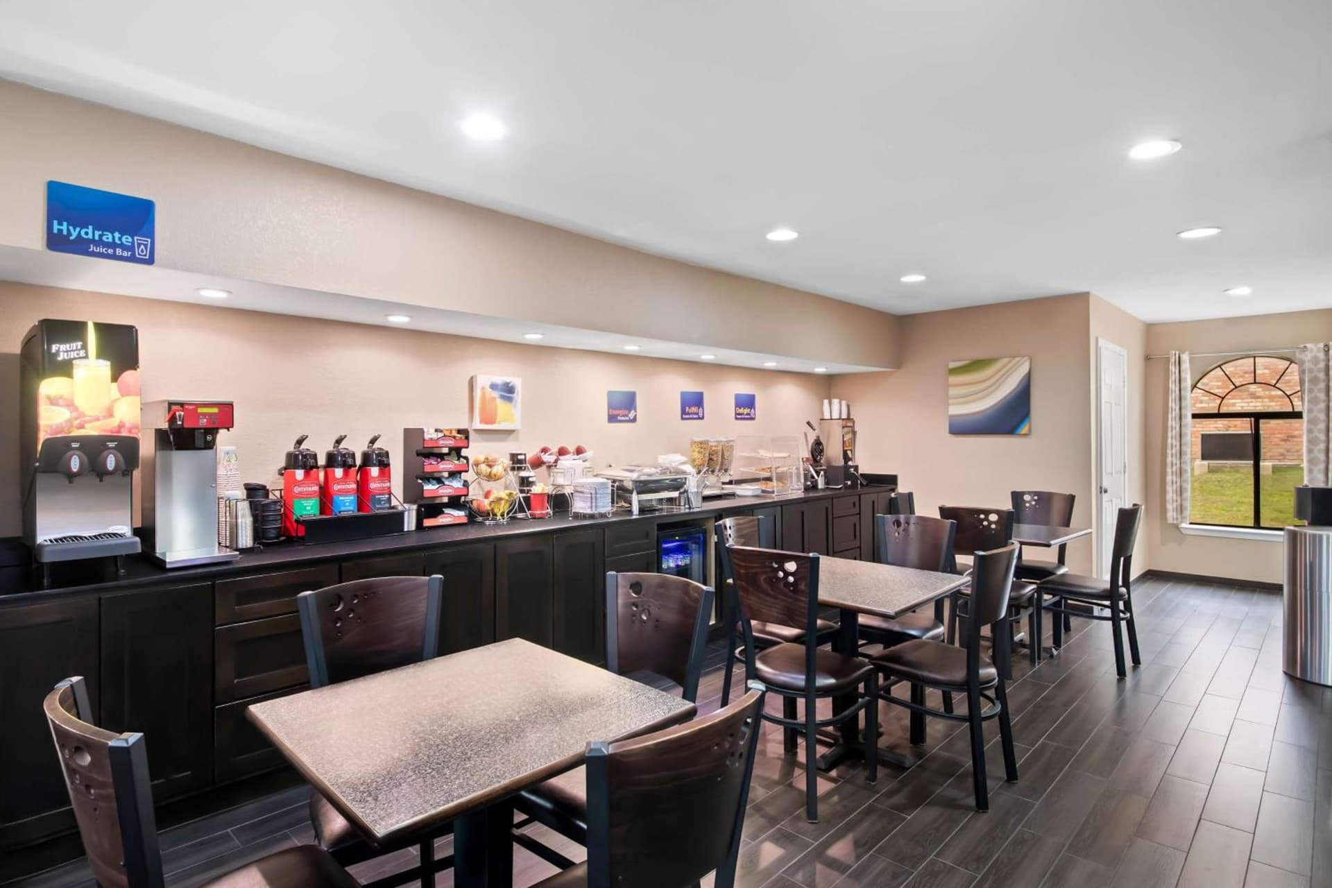Best Western Cedar Inn