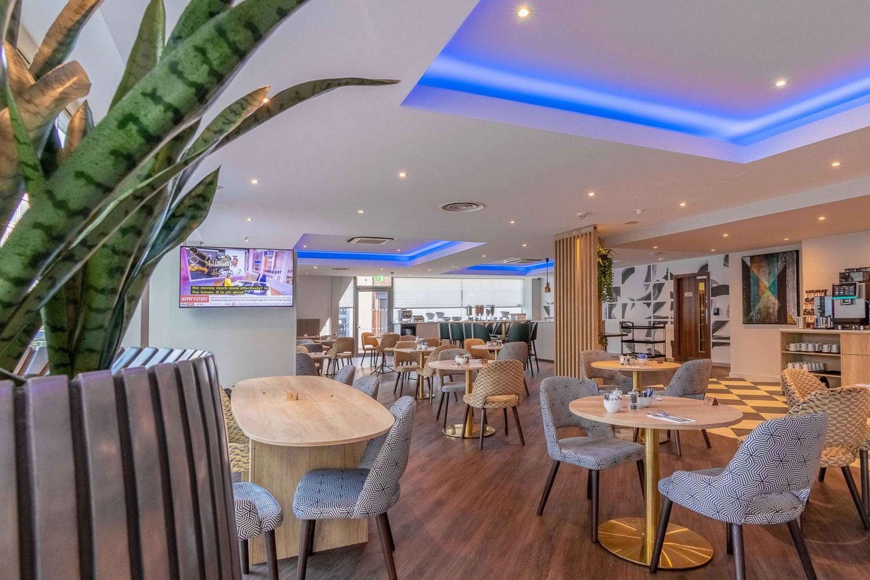 Ramada Encore by Wyndham, Leicester City Centre