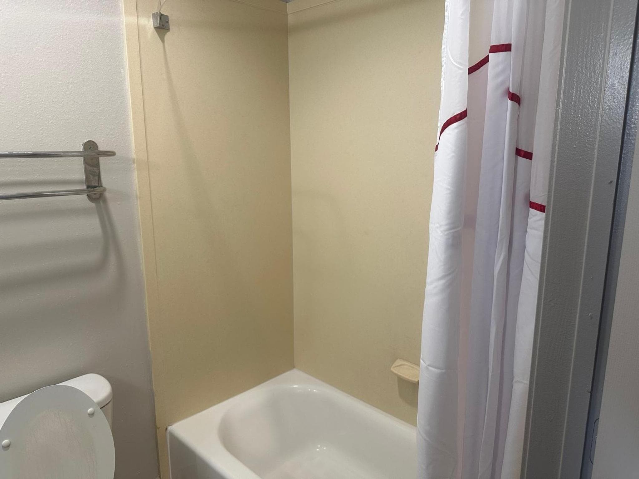 Red Roof Inn La Porte