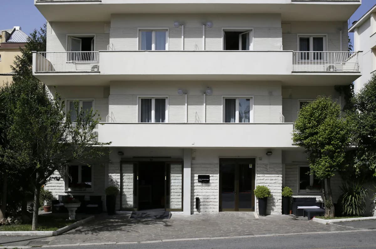 Hotel Club House