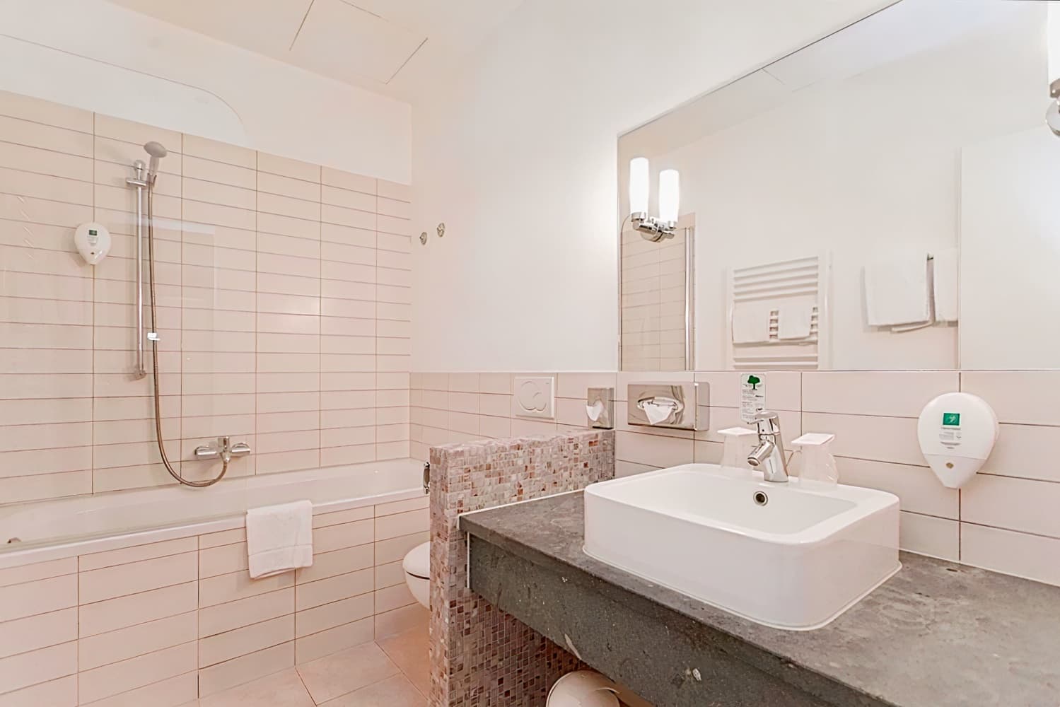 AZIMUT Hotel Kurfuerstendamm Berlin