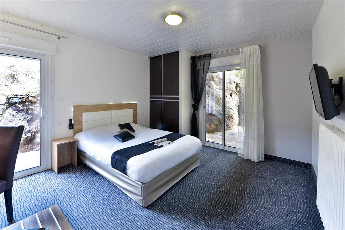 Contact Hôtel le Moulin Neuf