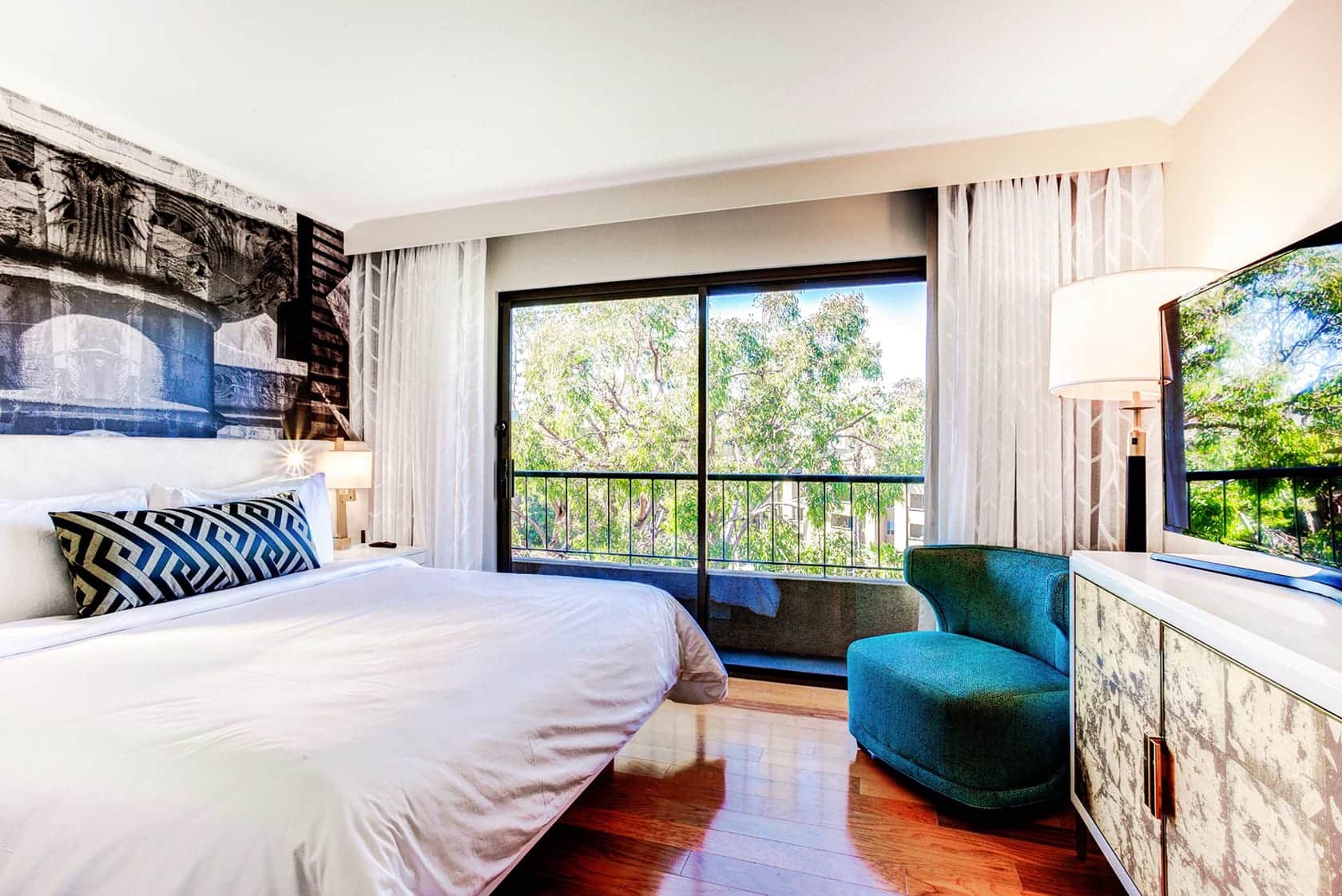 romantic hotel Seattle