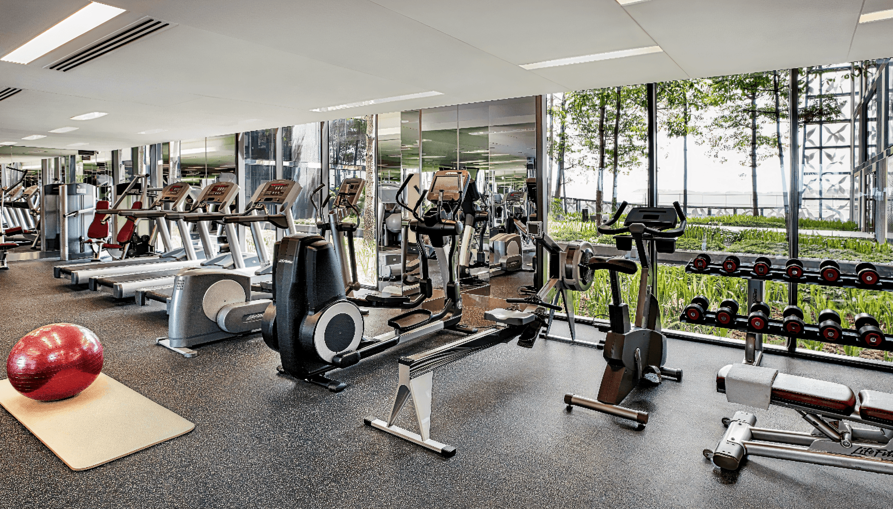 Crowne Plaza Changi Airport, an IHG Hotel