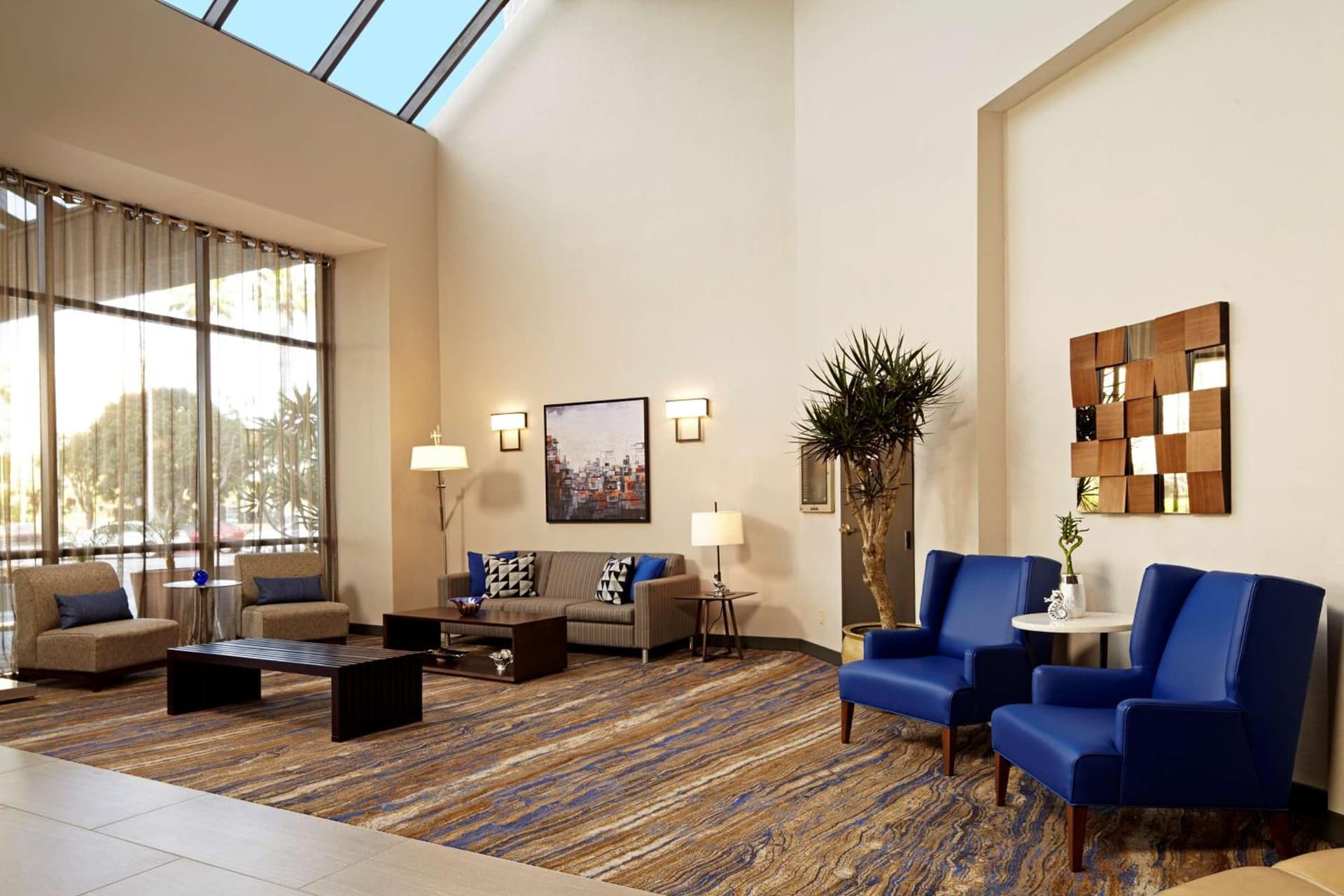 Embassy Suites by Hilton Los Angeles International Airport North