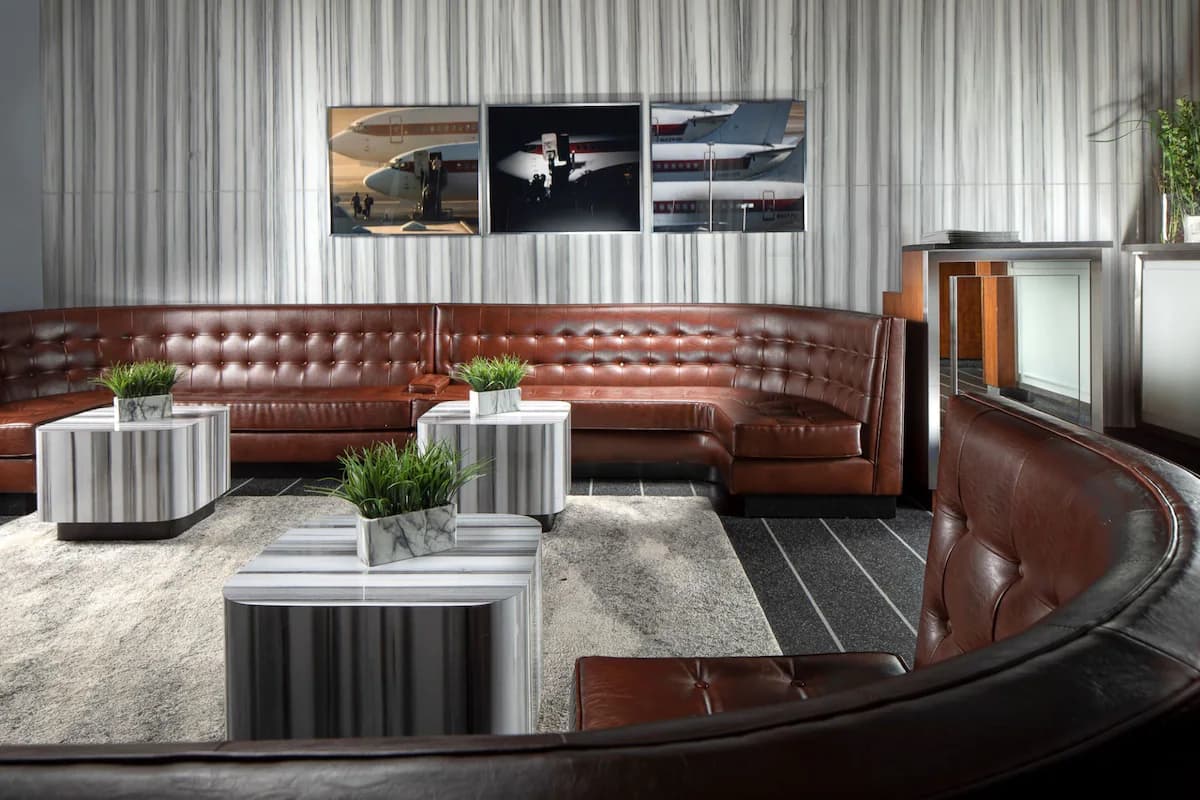 6 Columbus Central Park Hotel