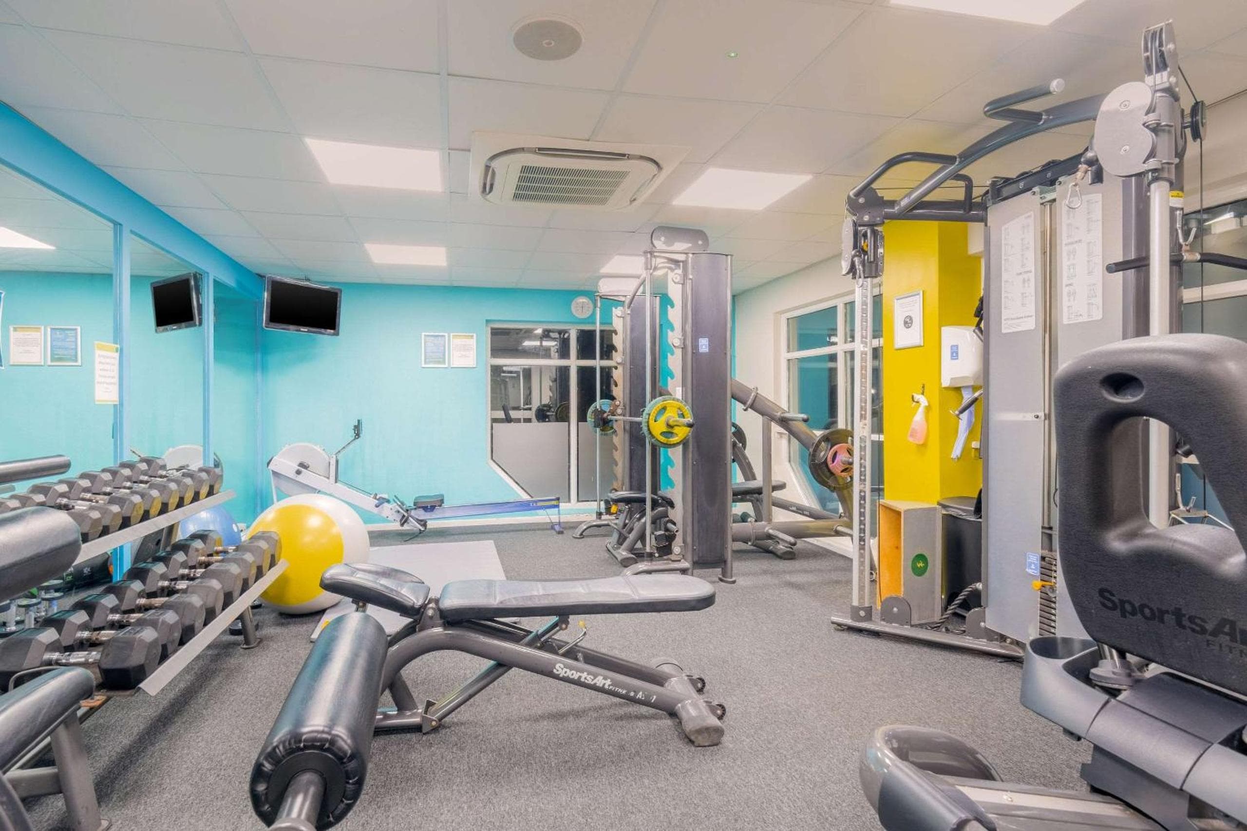 Cedar Court Huddersfield