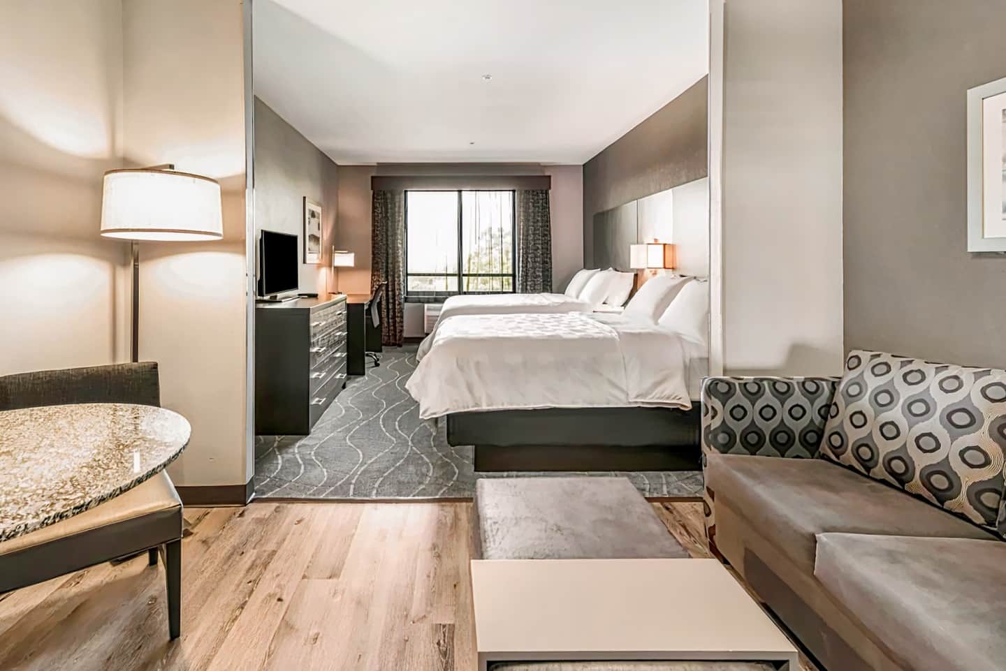 Holiday Inn & Suites Silicon Valley - Milpitas, an IHG Hotel