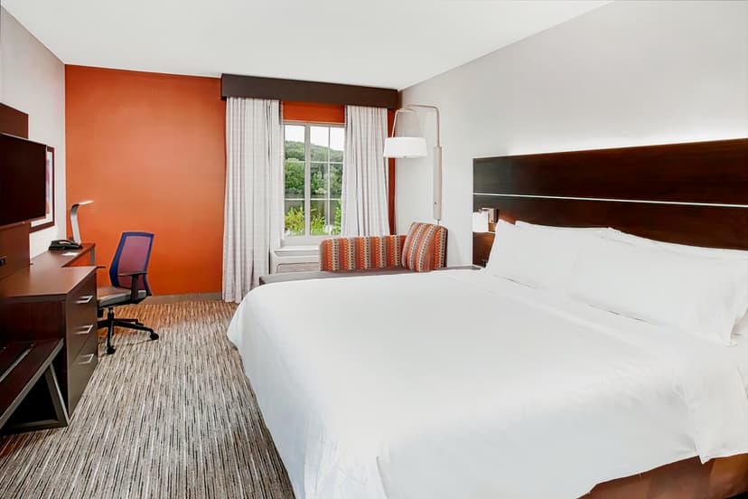Holiday inn Express Haskell-Wayne Area, an IHG Hotel