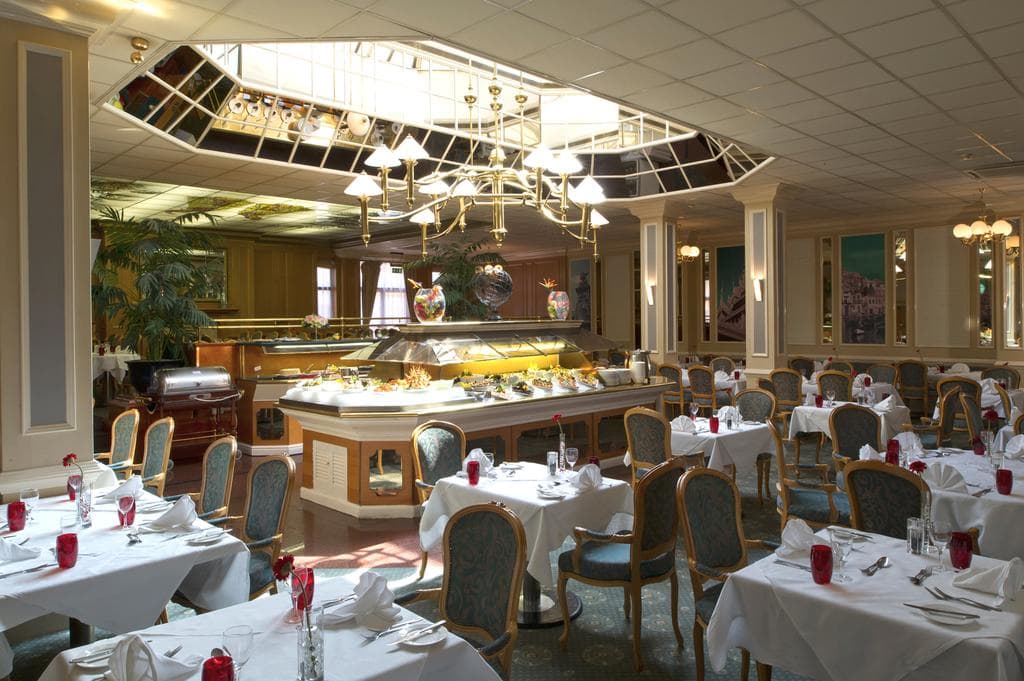 Clarion Croydon Park Hotel