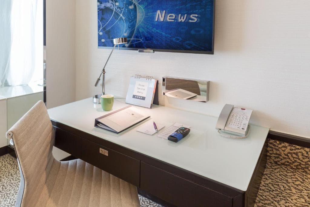 Regal Riverside Hotel