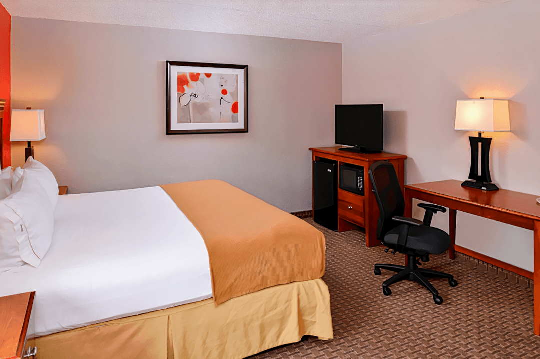 Holiday Inn Express Crestwood