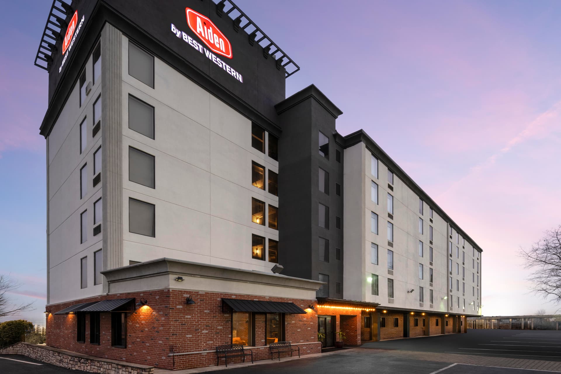 Aiden by Best Western Newark Airport West