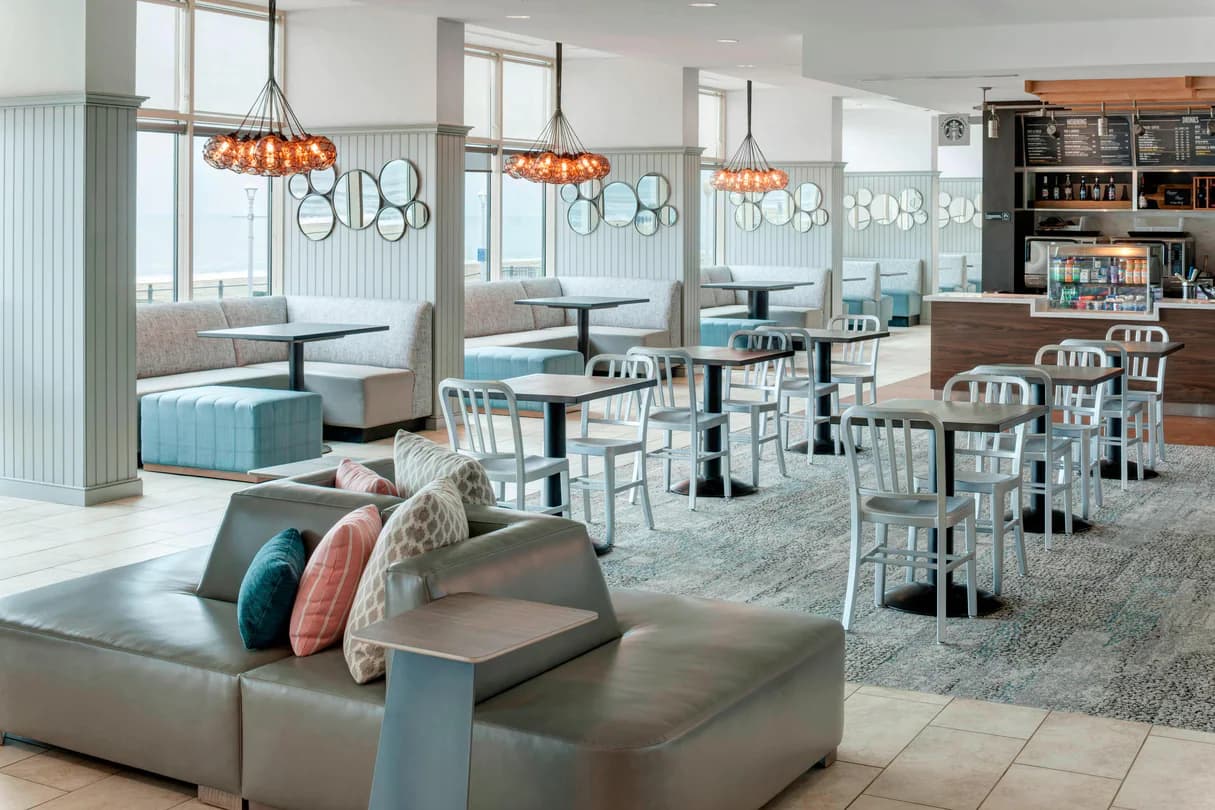 Courtyard Virginia Beach Oceanfront / North 37th Street