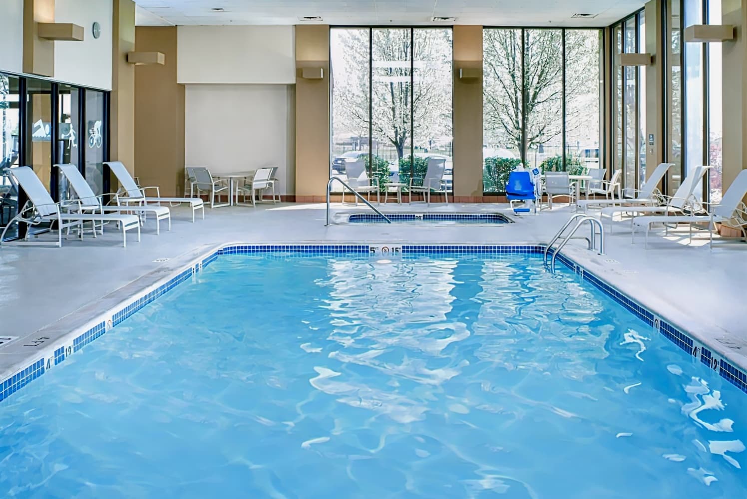 DoubleTree by Hilton Dearborn
