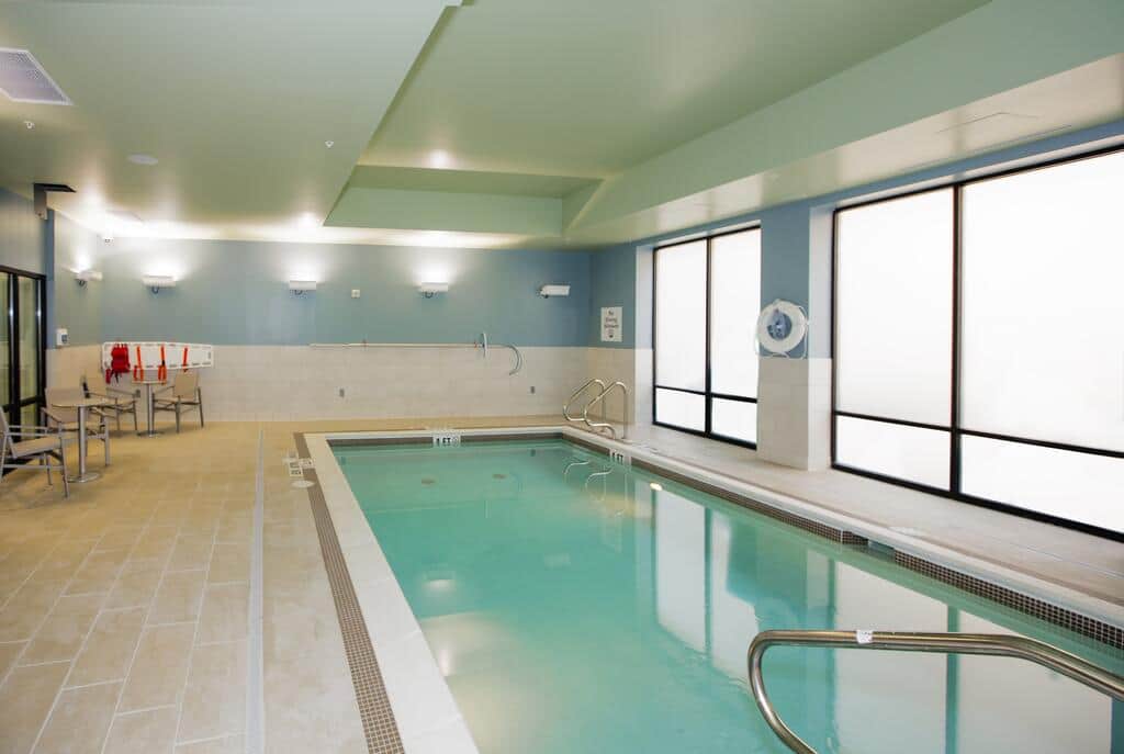 Holiday Inn Express & Suites Pittsburgh North Shore