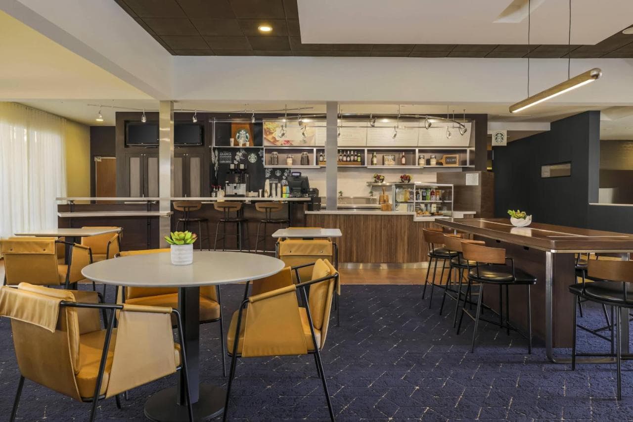 Courtyard by Marriott Tucson Airport