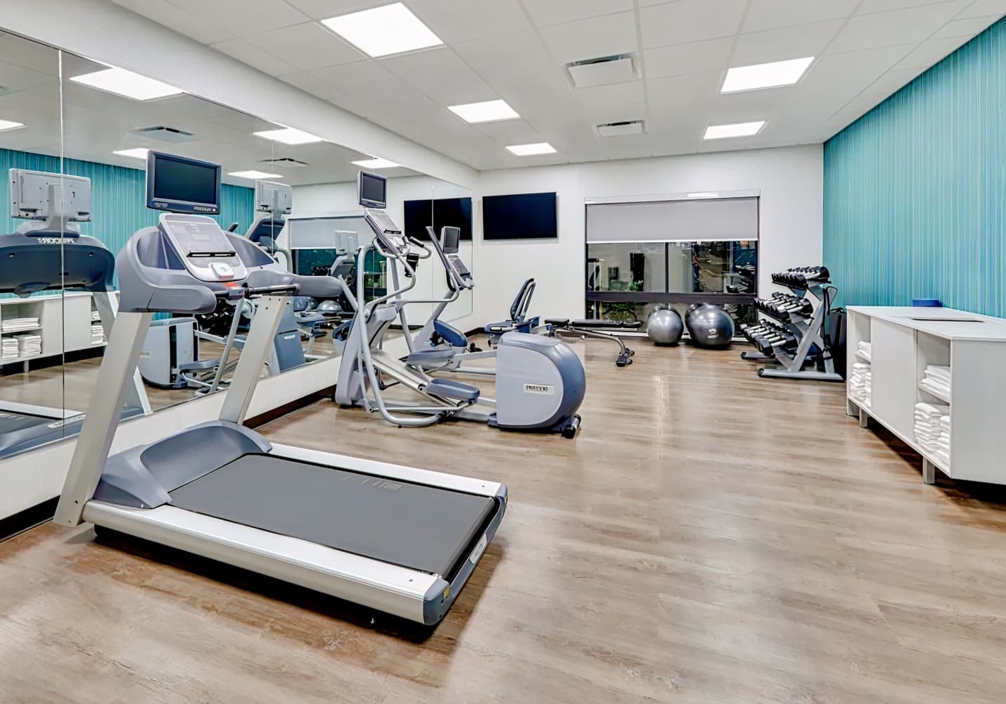 Holiday Inn Express & Suites Fort Worth North - Northlake