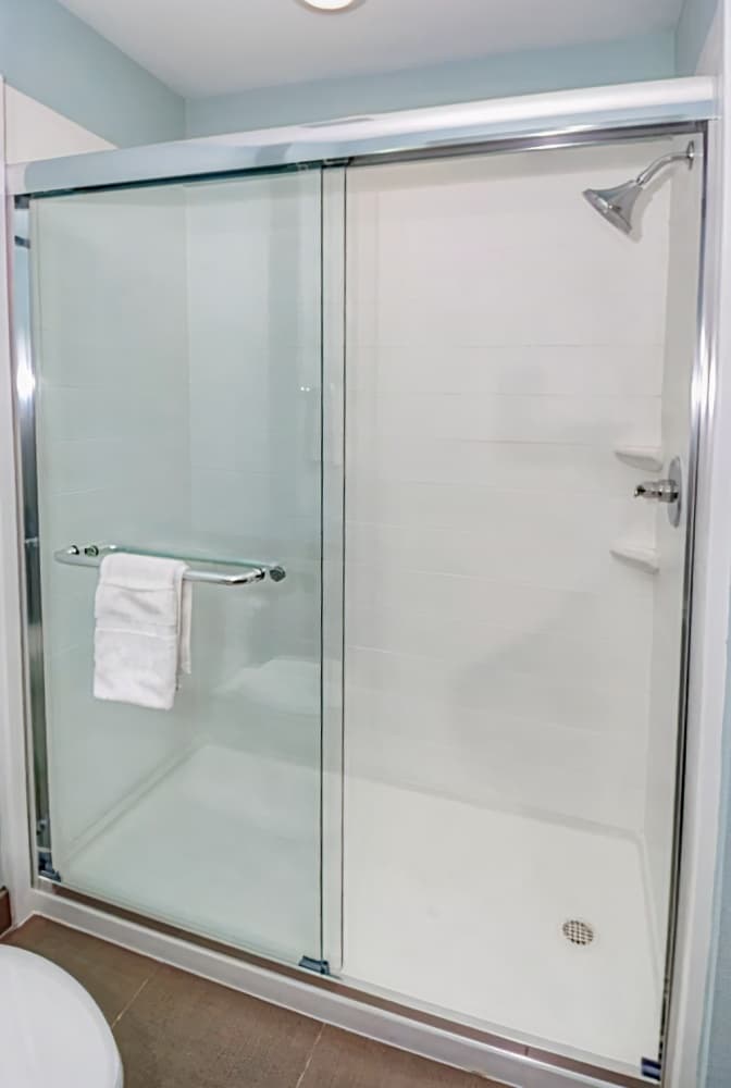 Holiday Inn Express & Suites Austin South