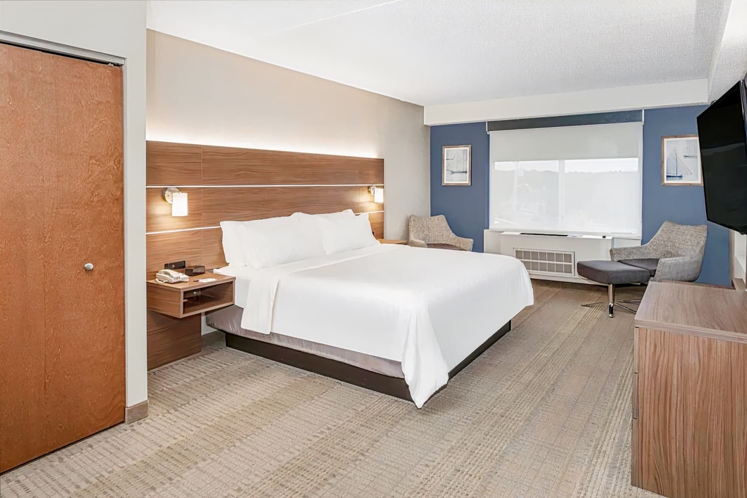 Holiday Inn Express Hotel & Suites East End