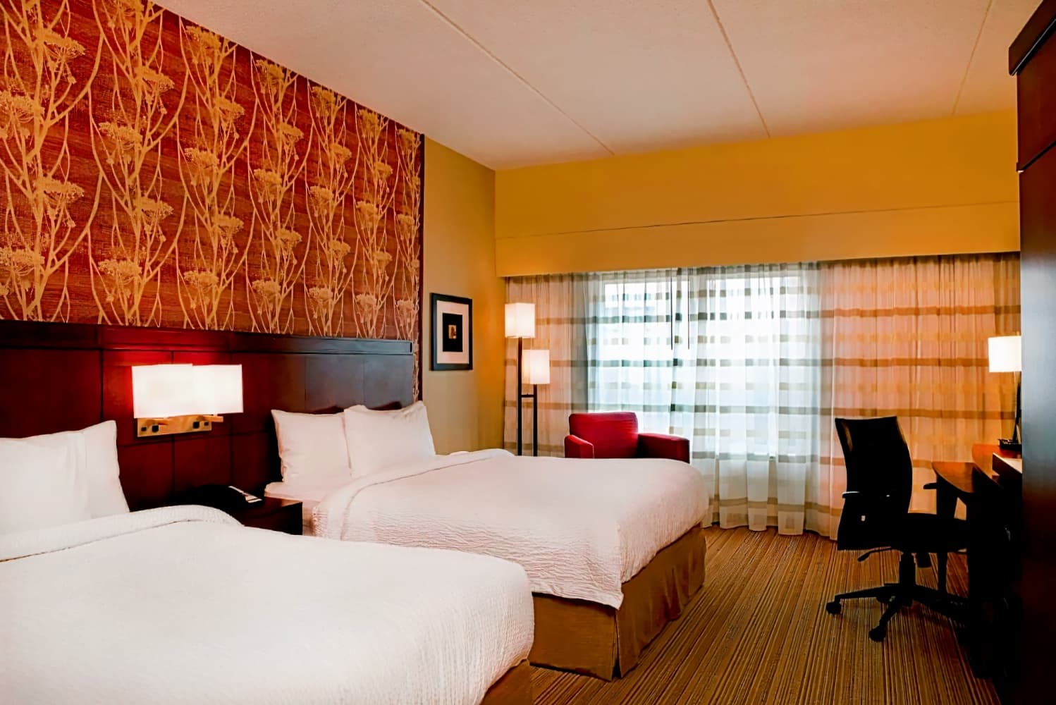 Courtyard by Marriott Syracuse Downtown at Armory Square