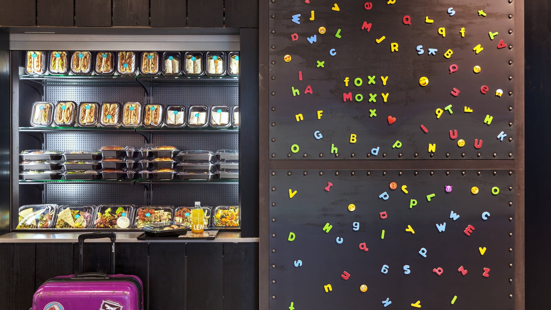 Moxy Amsterdam Houthavens