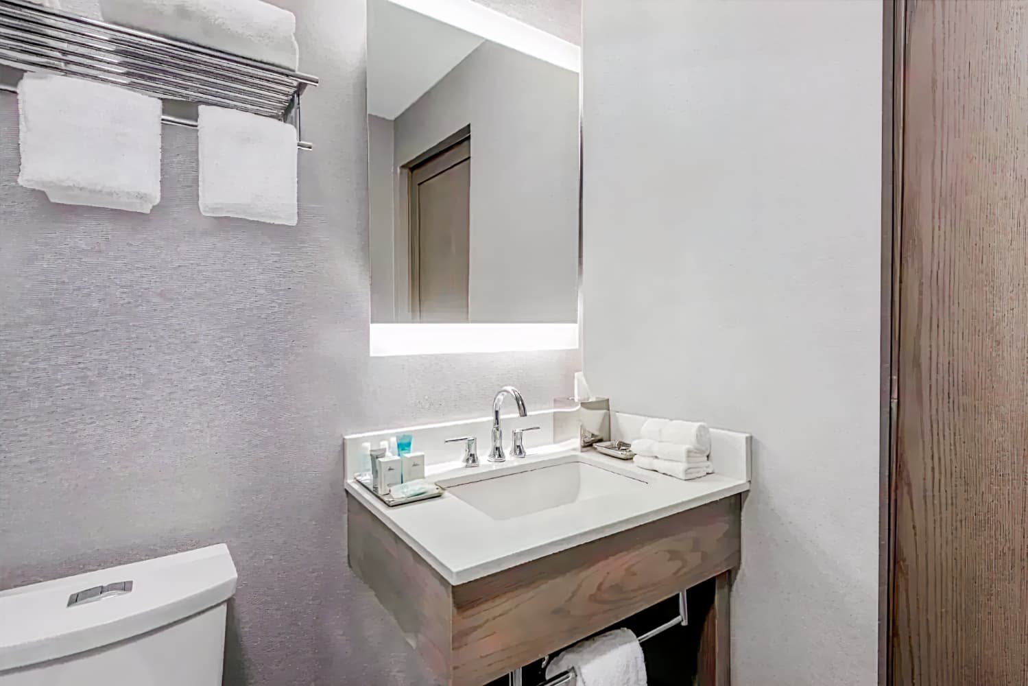 Wyndham Garden LaGuardia South