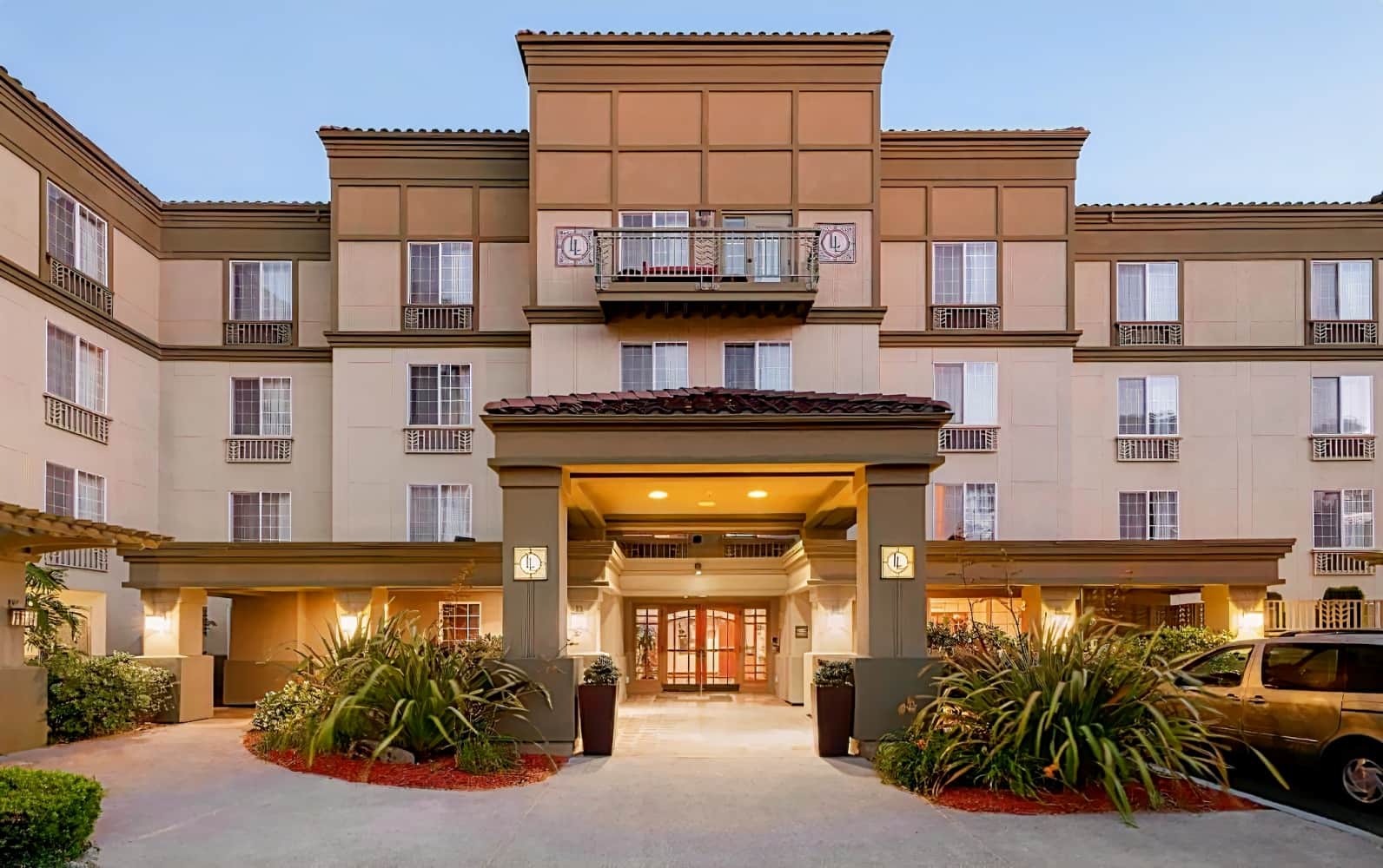 Larkspur Landing Sunnyvale