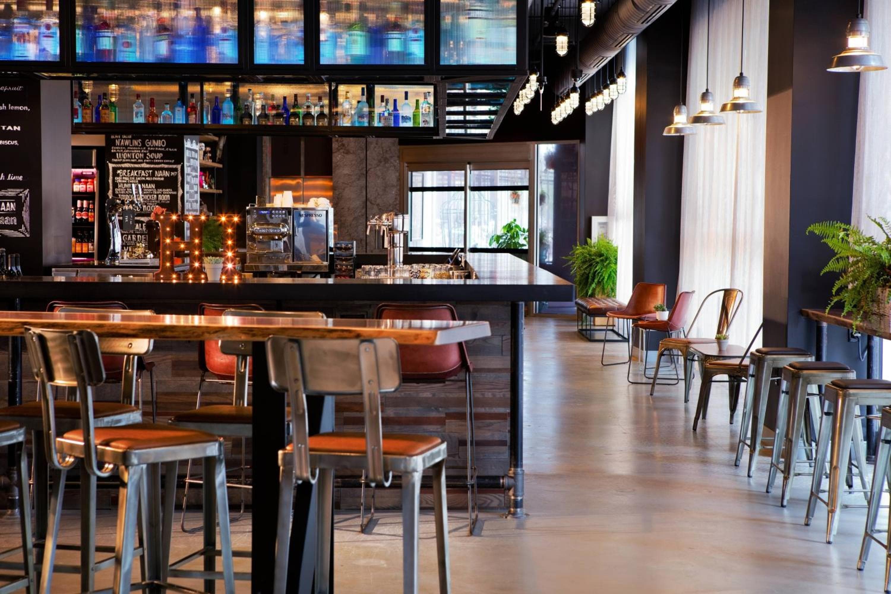 Moxy New Orleans French Quarter (old)