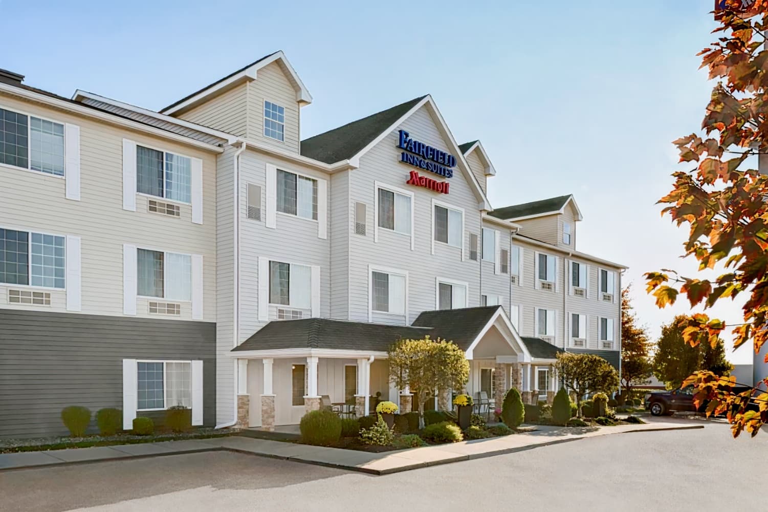 Fairfield Inn & Suites by Marriott Wheeling-St. Clairsville; OH (old)