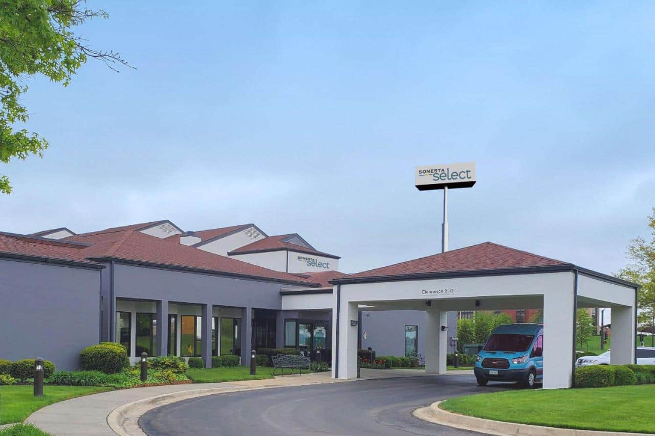 Courtyard by Marriott Kansas City Airport