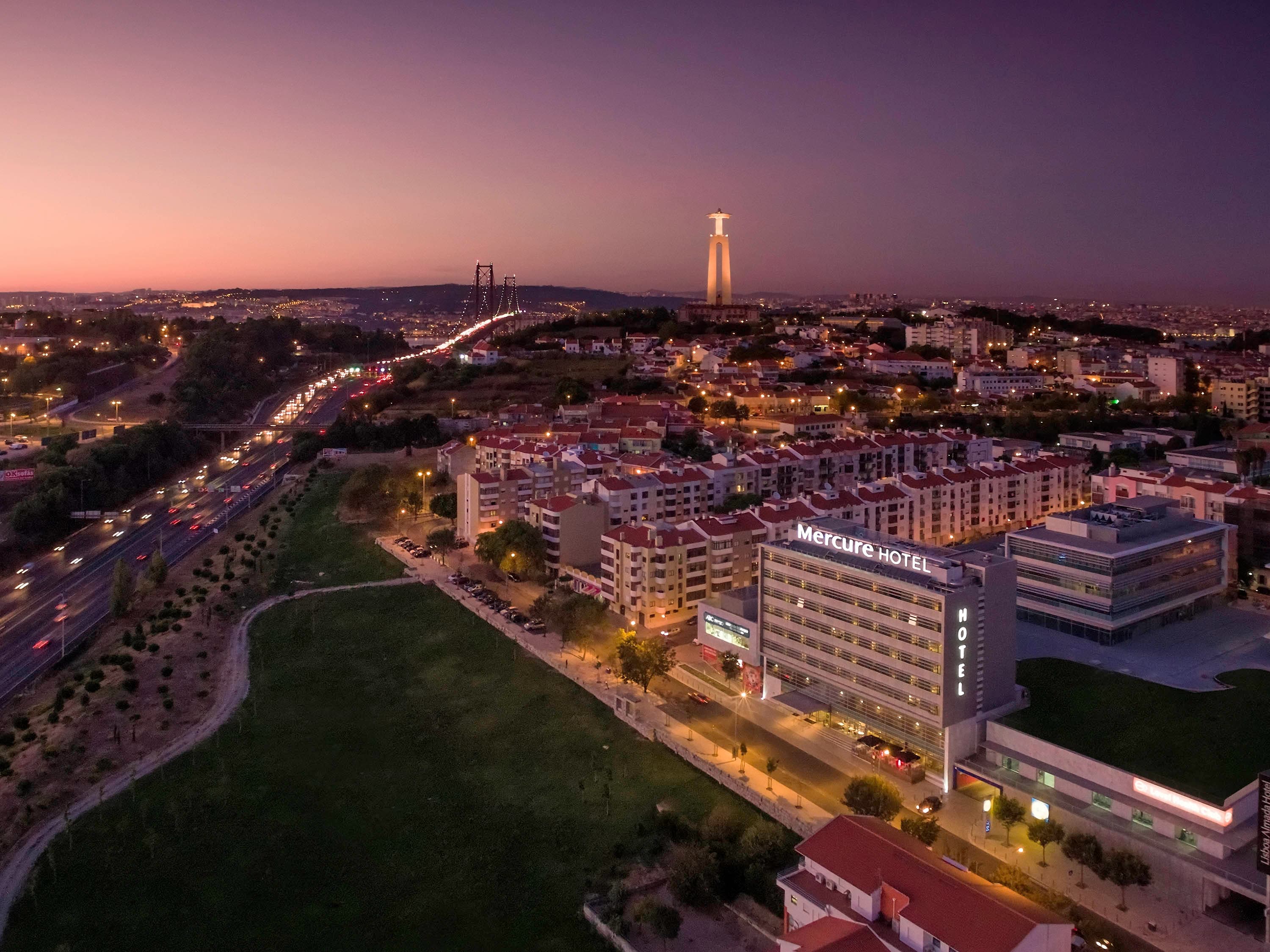 Mercure Lisboa Almada