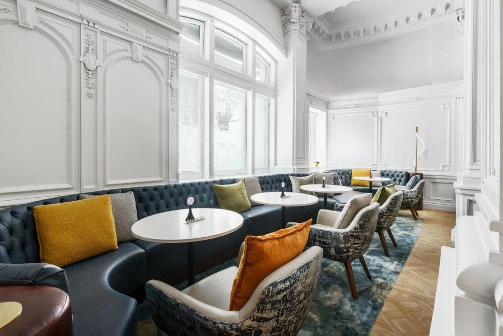 The Algonquin Hotel Times Square, Autograph Collection