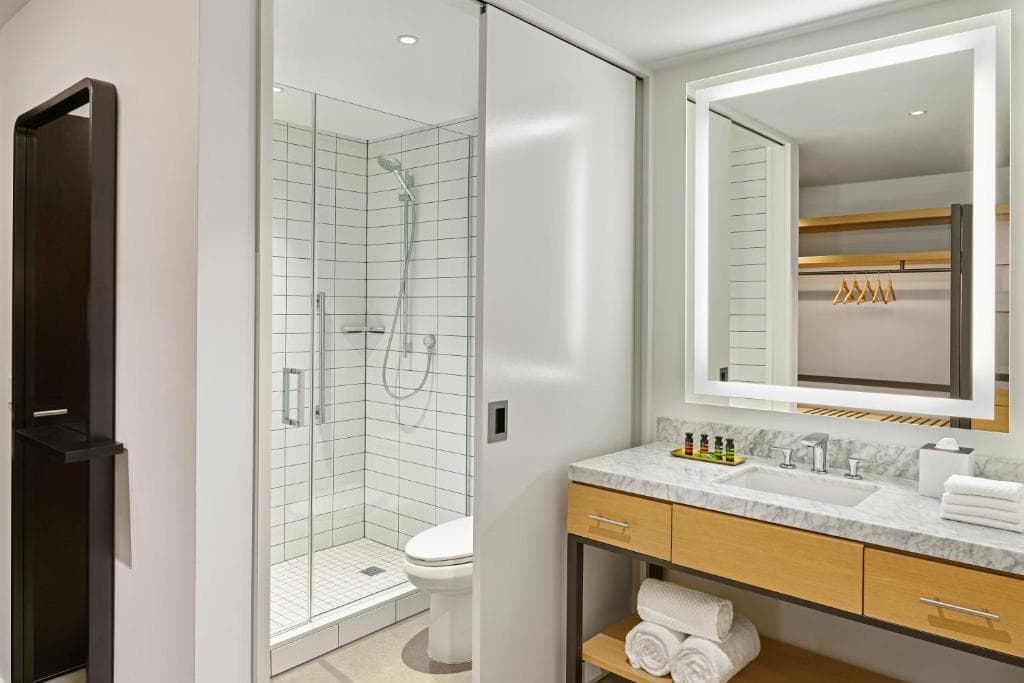 Canopy by Hilton Austin Downtown