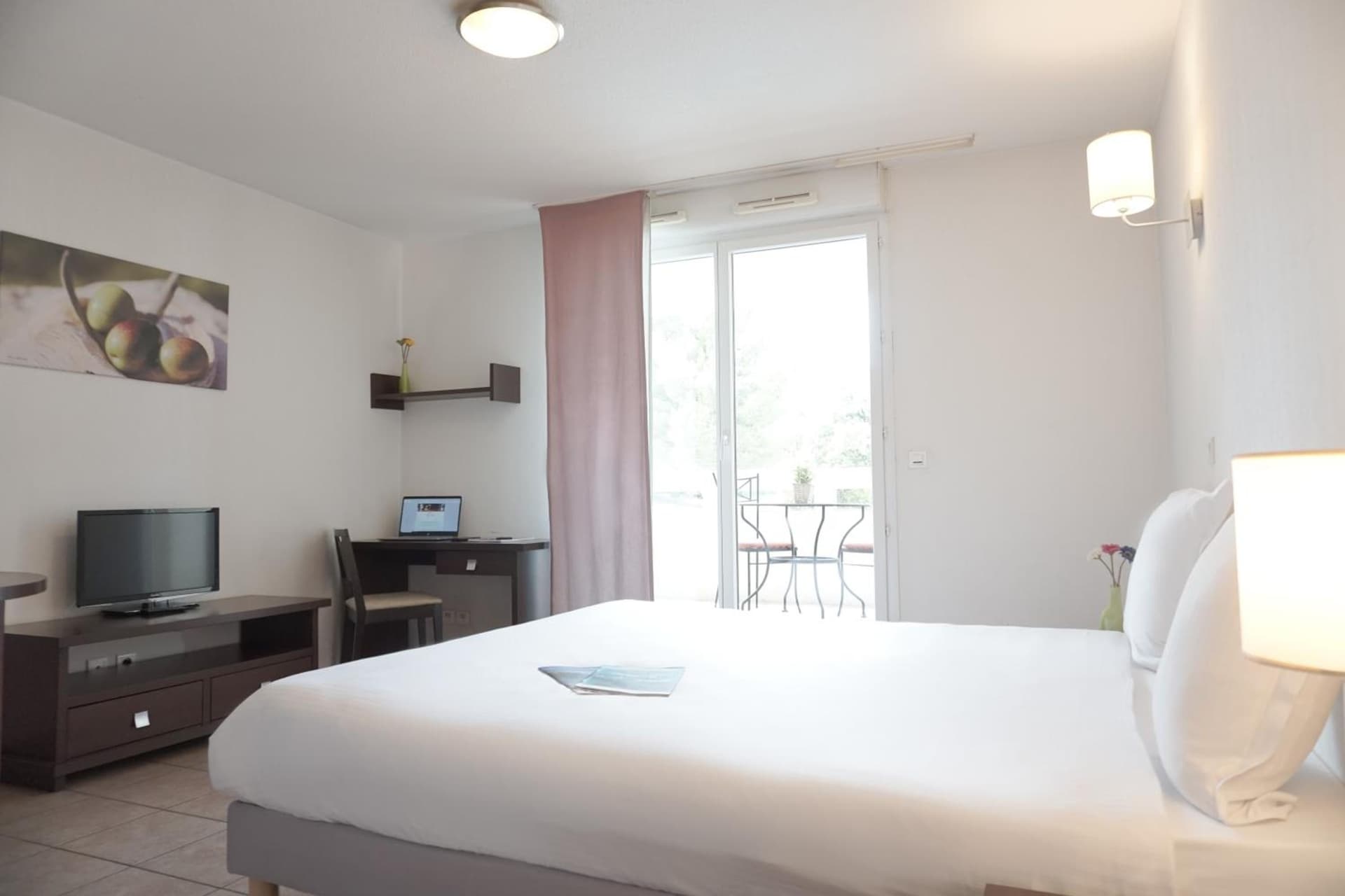 Zenitude Hôtel-Résidences Toulon Six Fours