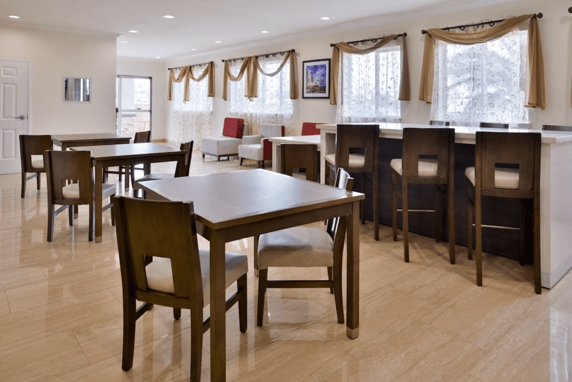 Americas Inn & Suites IAH North