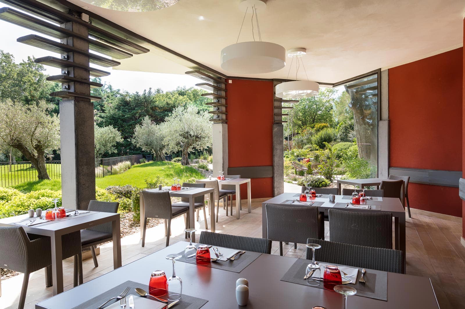 Best Western Plus Le Lavarin