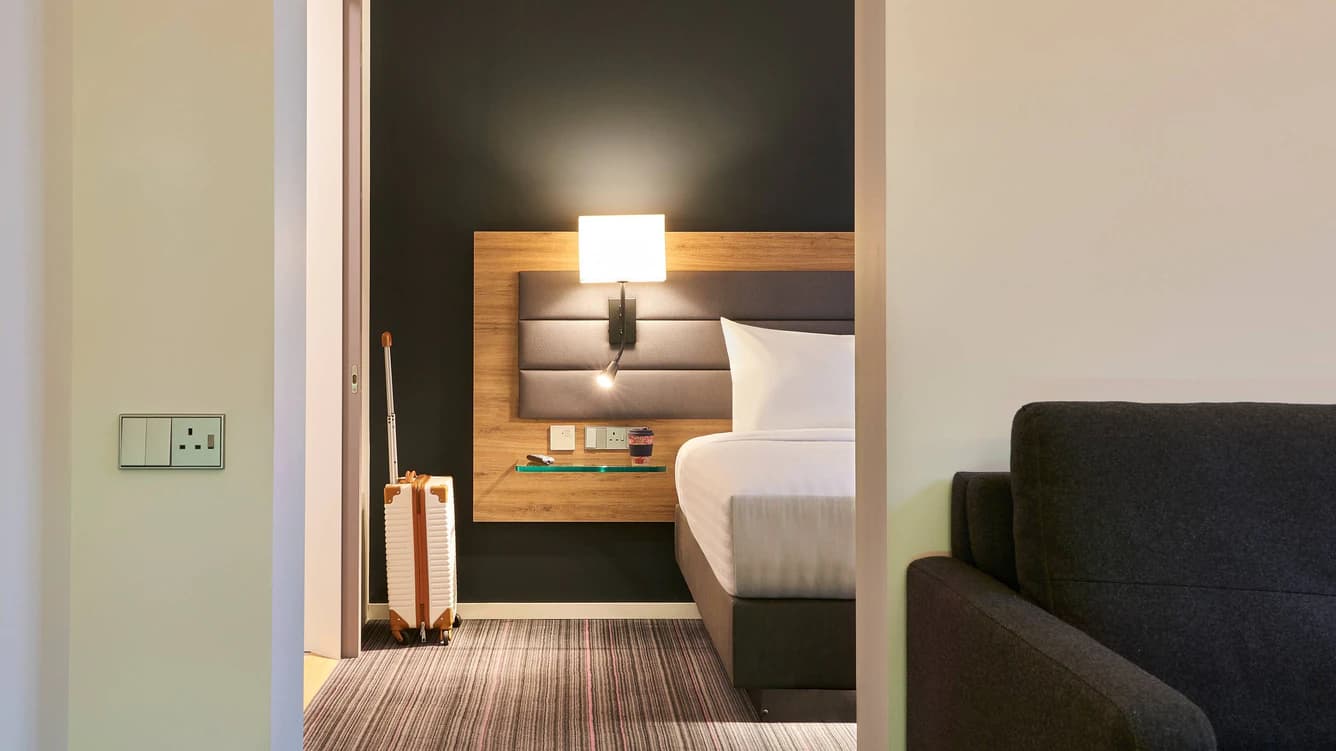 Moxy Aberdeen Airport