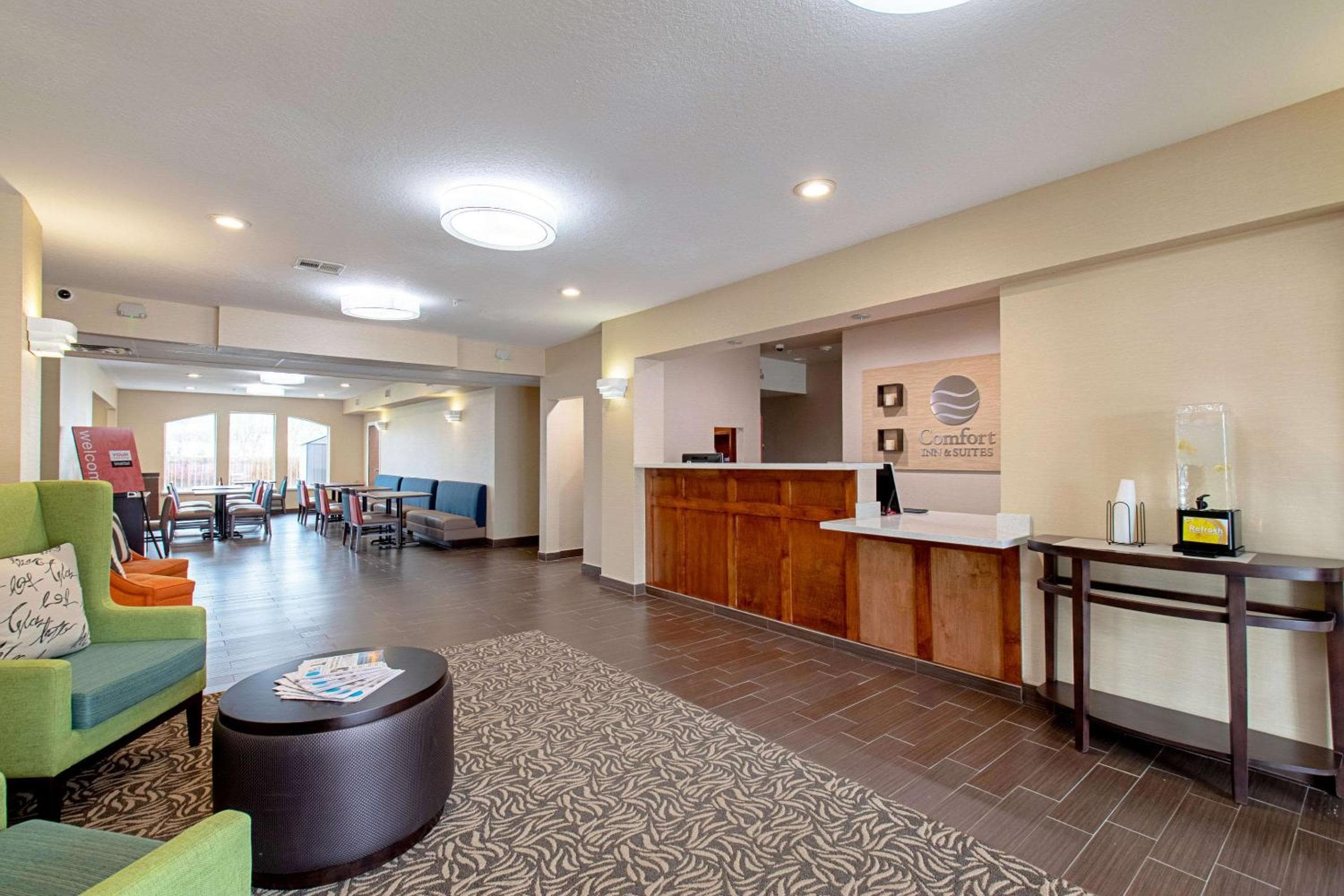 Comfort Inn & Suites and Suites Fredericksburg