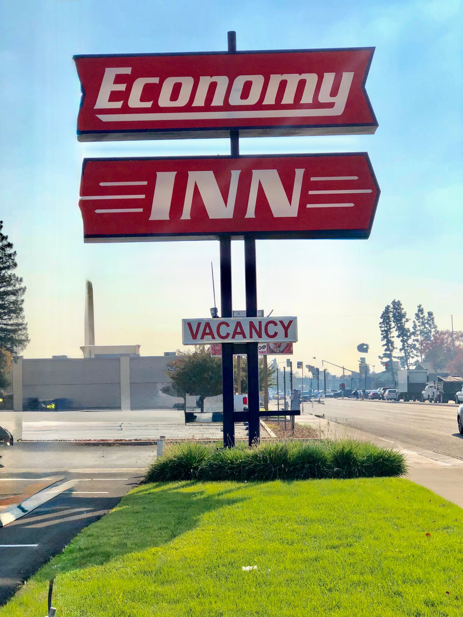 Economy Inn Fresno