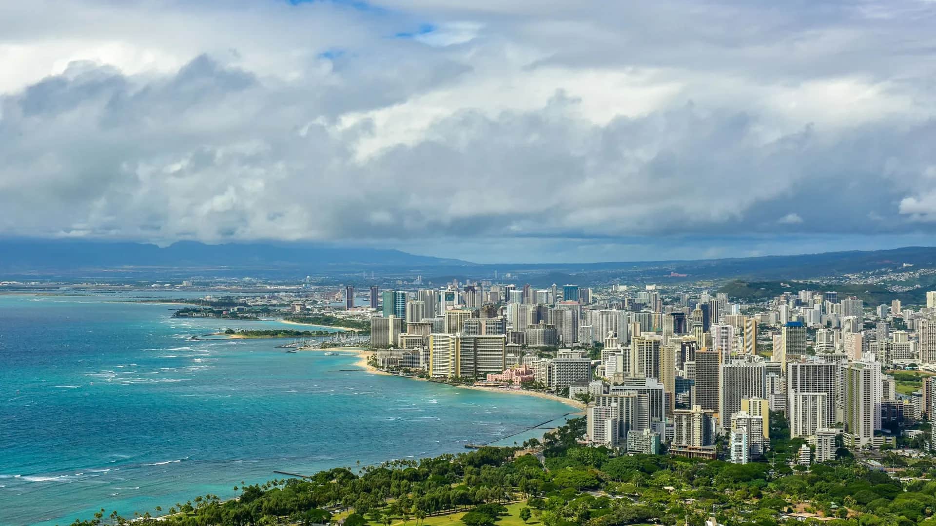 Airport Honolulu Hotel, Trademark Collection by Wyndham