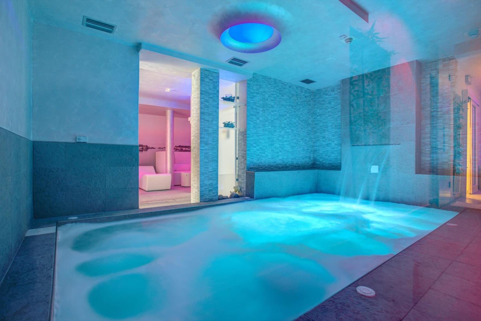 Ferretti Beach Hotel